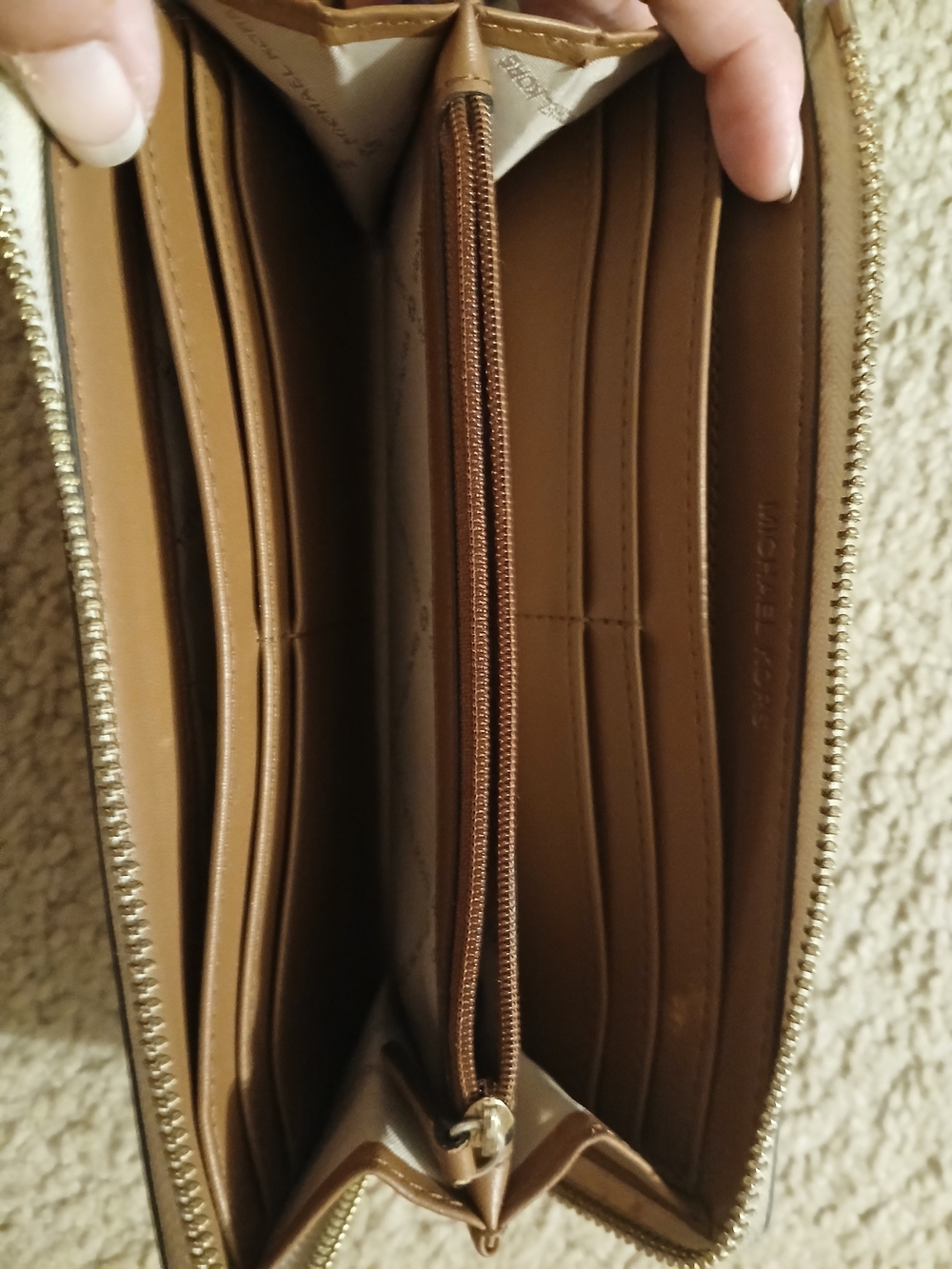 Michael Kors Beige Logo Zip Wallet - Picture 3 of 4